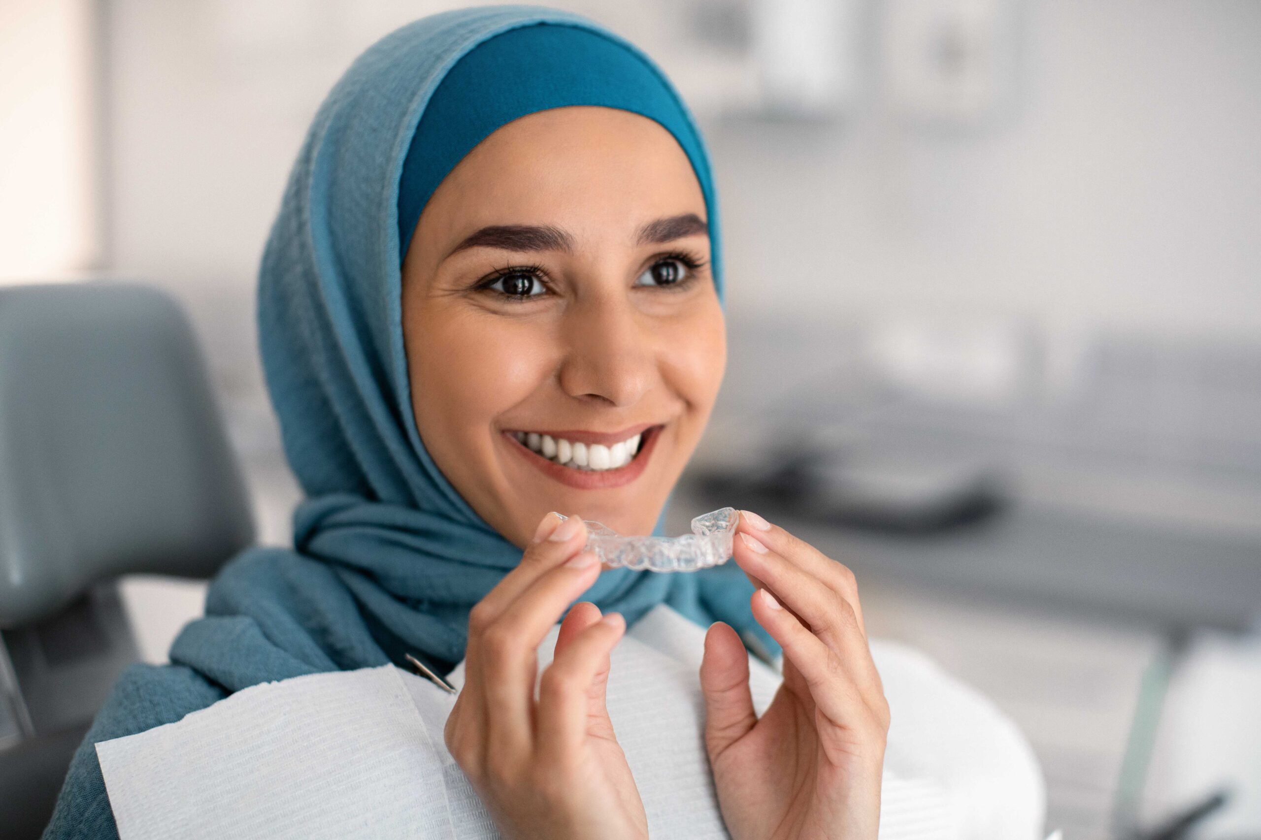 Invisalign vs. Braces: Choosing the Right Orthodontic Solution